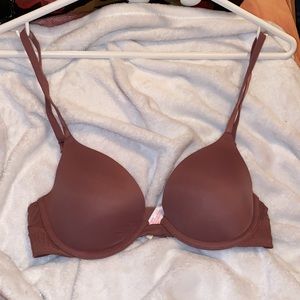 VS Wear Everywhere T-Shirt lightly lined bra